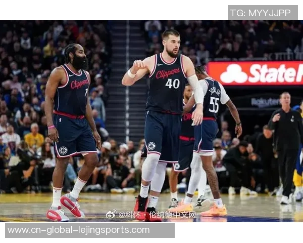 ESPN最新球队实力榜：雷霆榜首，勇士第三，湖人排名暴降